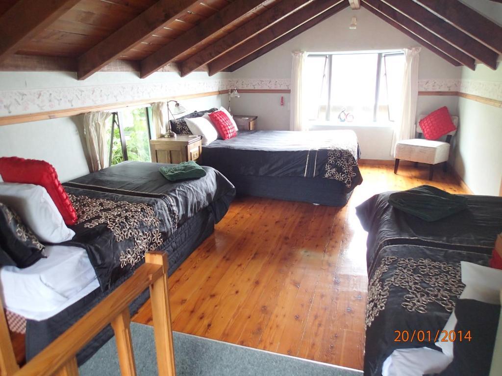 Grafton Cottage & Chalets Thames Esterno foto